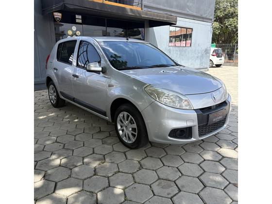 RENAULT SANDERO 1.6 EXPRESSION 8V FLEX 4P MANUAL RENAULT SANDERO 1.6 EXPRESSION 8V FLEX 4P MANUAL